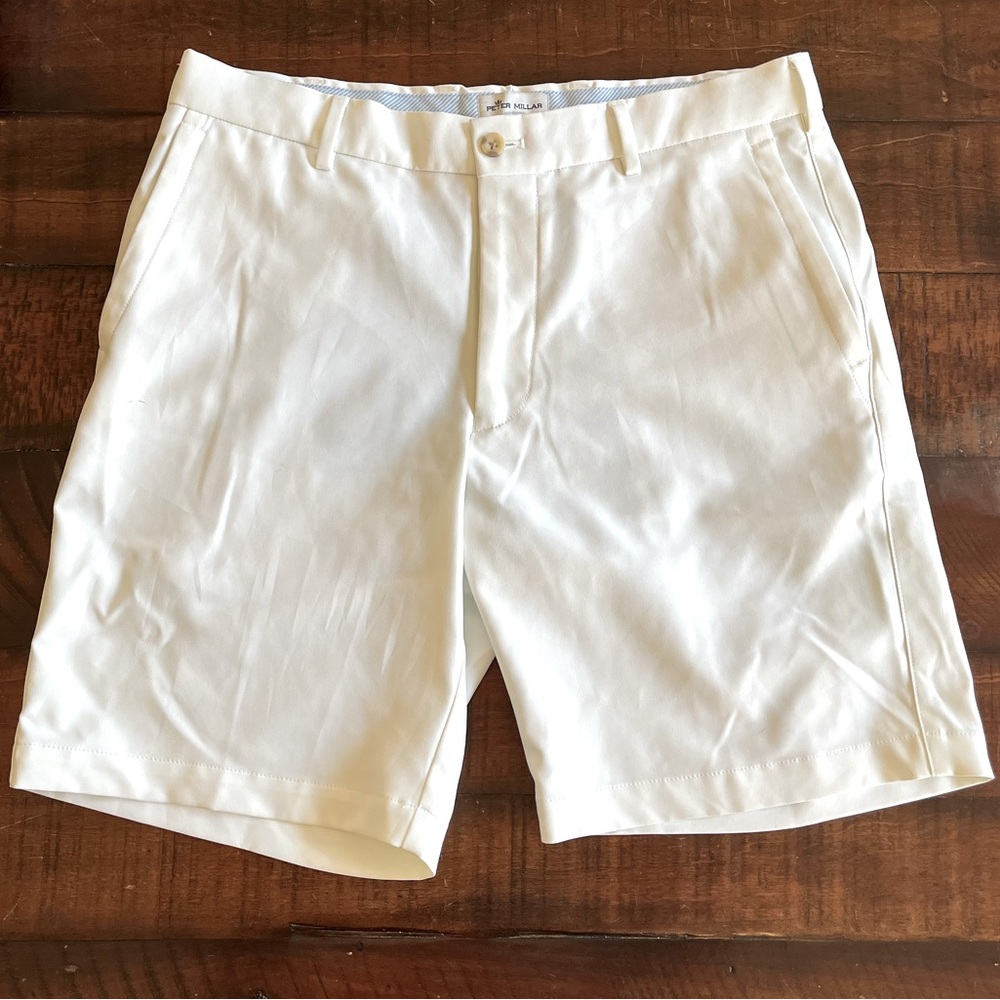 Peter Millar Men’s Shorts - Size 32 (White)